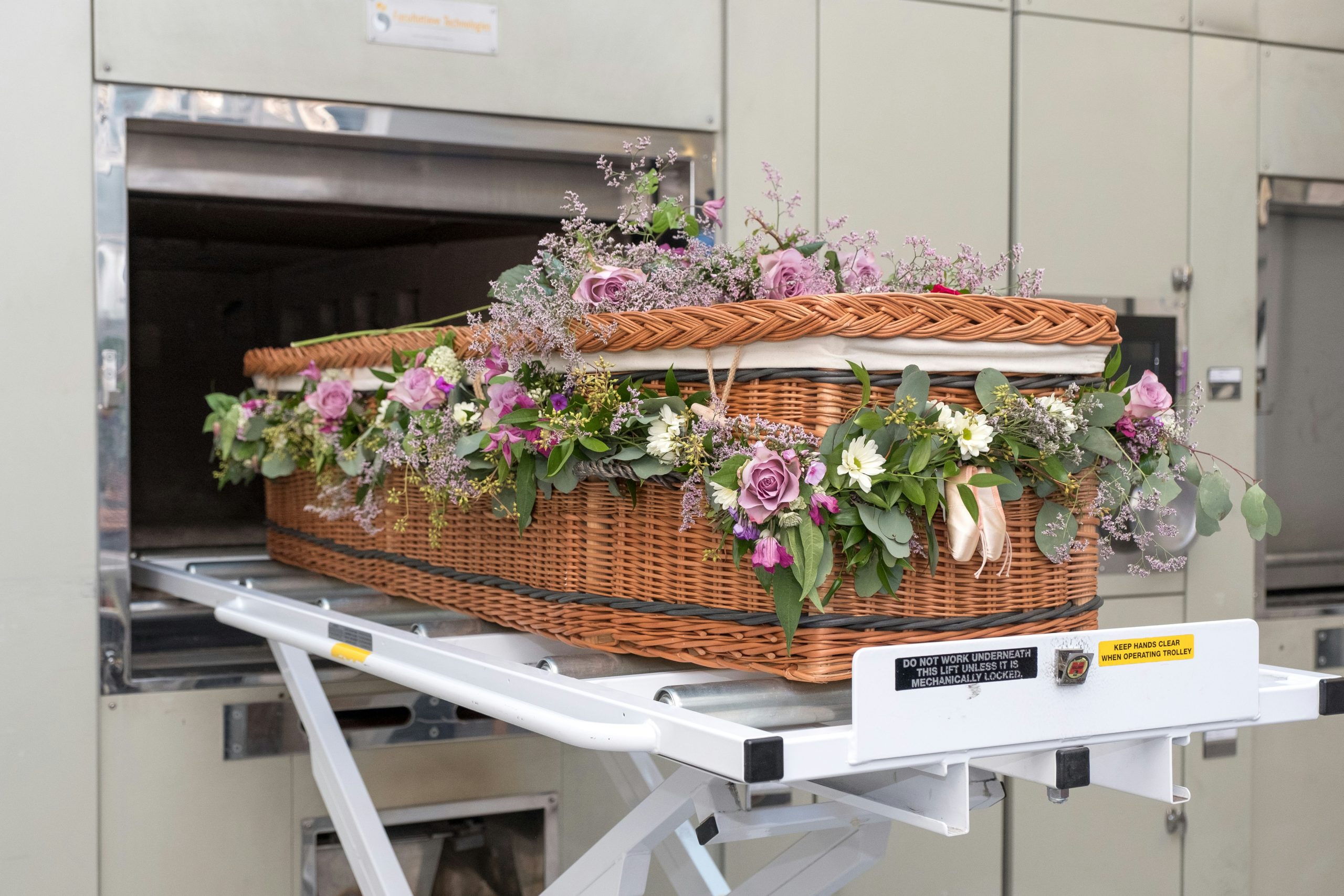Shift away from embalming has lawmakers rethinking Georgia’s